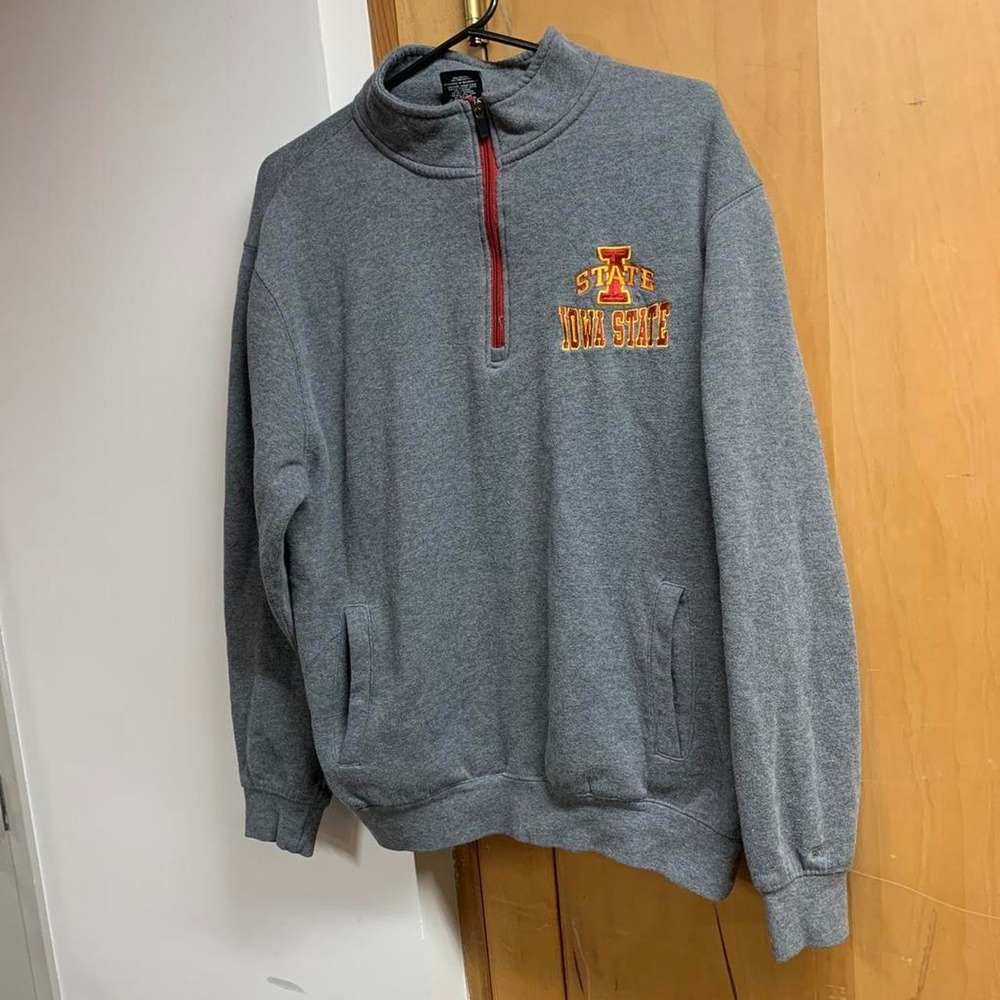 Gray Iowa State University quarter zip sweatshirt MENS LARGE  with red zipper